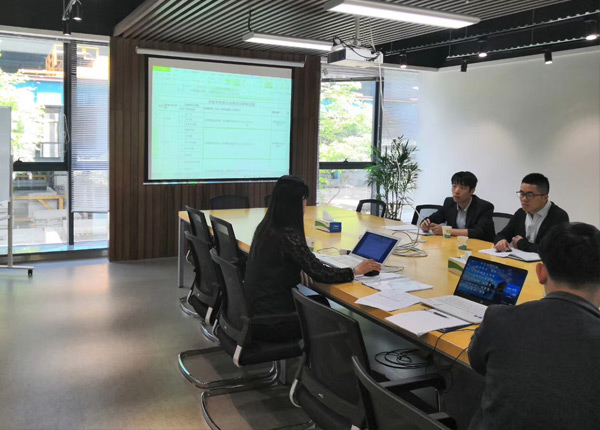 壹定发科技咨询，，新网站上线。。。